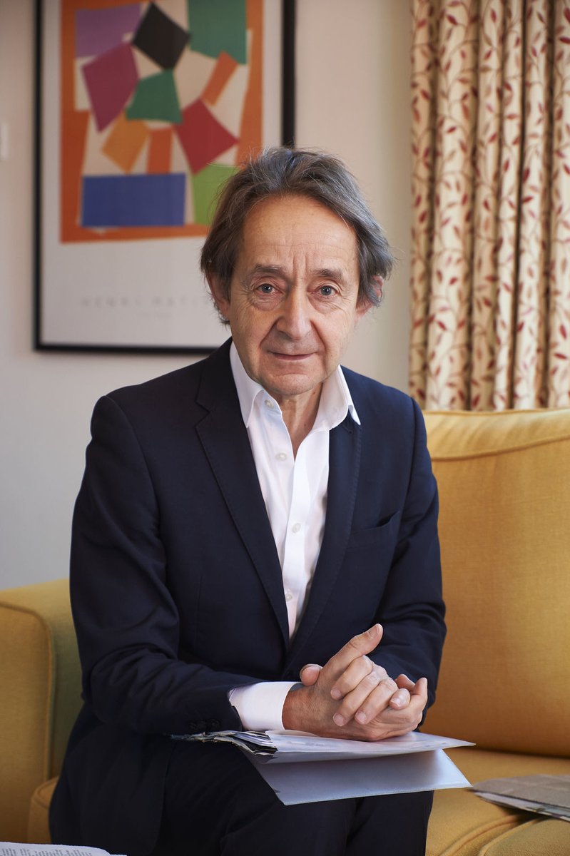 ChalkeFestival's tweet image. We have author, political commentator and contemporary historian, Sir Anthony Seldon  in the hotseat at Speaker's corner this afternoon where he will be answering 10 questions! 
What would you like to ask him?

#speakerscorner #xquestions #amazinghistory