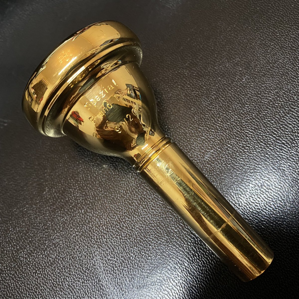 B.Tilz Spezial 9-1/2G バストロンボーン用マウスピース B.Tilz Spezial バストロンボーンマウスピース 9-1/2G GP』 ティルツの