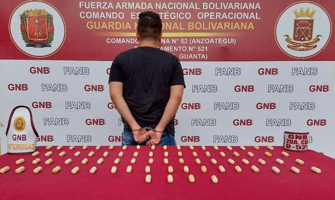 La droga procedente de la ciudad de Cúcuta en Colombia era transportada por un ciudadano de manera intraorgánica y tenía como destino la ciudad de Margarita Edo Nueva Esparta.

#26Jun #FANB #GNB #GNBAnzoategui 
#InvictosAyerInvenciblesHoy
#GNByPuebloVictoriosos
#YoSoyFANB