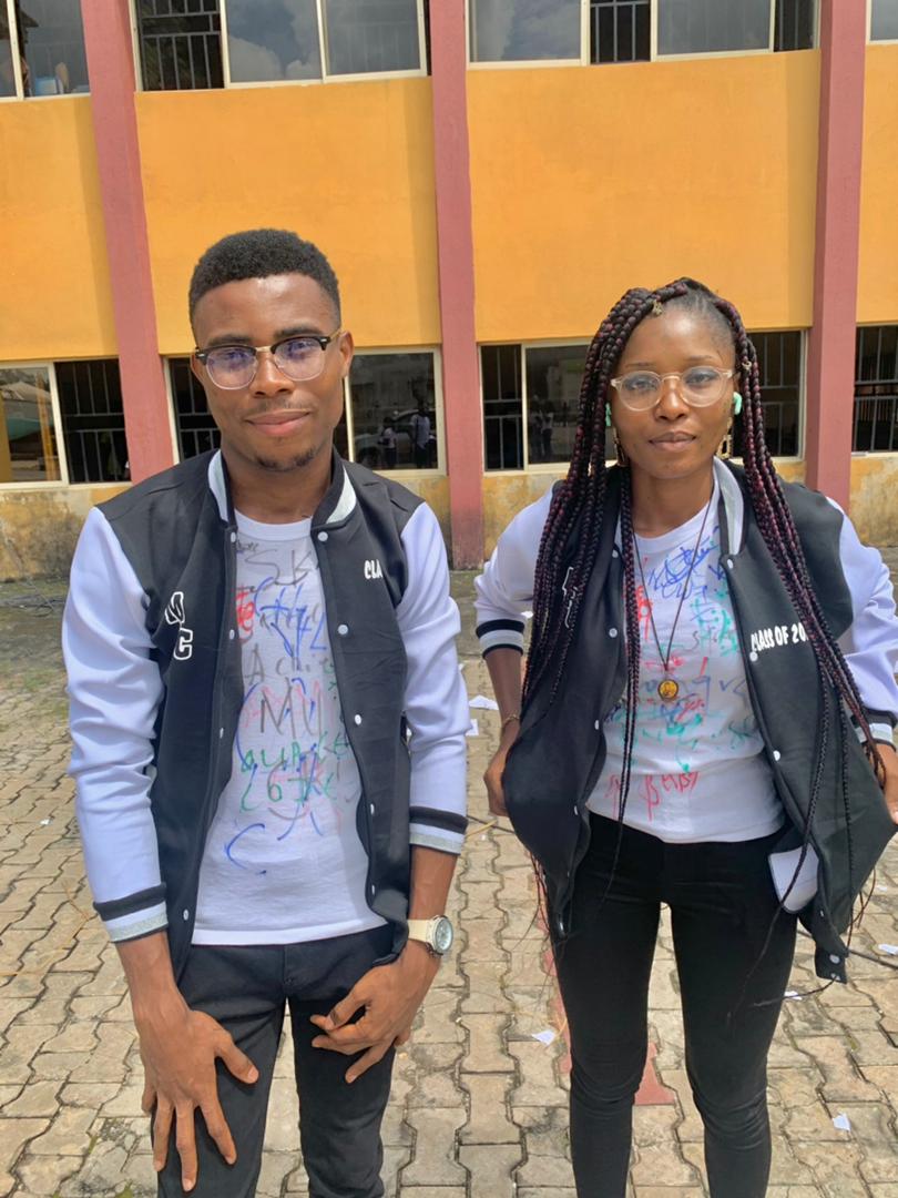 Supsavedamarine's tweet photo. Mom we made it! ๐๐ฝ๐๐ฝ
Dad we made it! ๐บ๐ฝ๐๐ผ
We finished strong, with the best of #Results too. ๐ค Time to conquer the world. ๐๐บ
FROM A KID WHO LOST HIS PARENTS AT THE AGE OF 10๐ข๐ข, LEFT SECONDARY SCHOOL 11YEARS AGO๐ข. FINALLY I'M A #GRADUATEOF2021 #CLASSOF2020
#NYSCcalling https://t.co/HnIGxumYHb