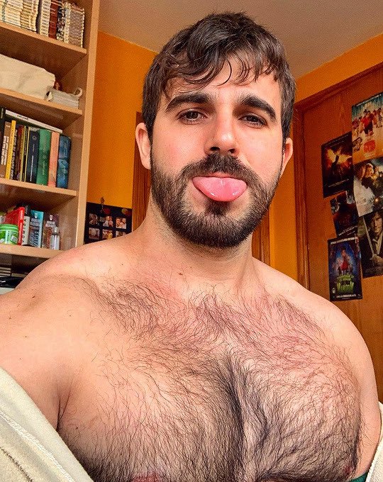 ?June 26, 2021? #hairsome #hairychest #hairygay #hairyfan #scruff #beardedhomo #beard #hairymen #gay