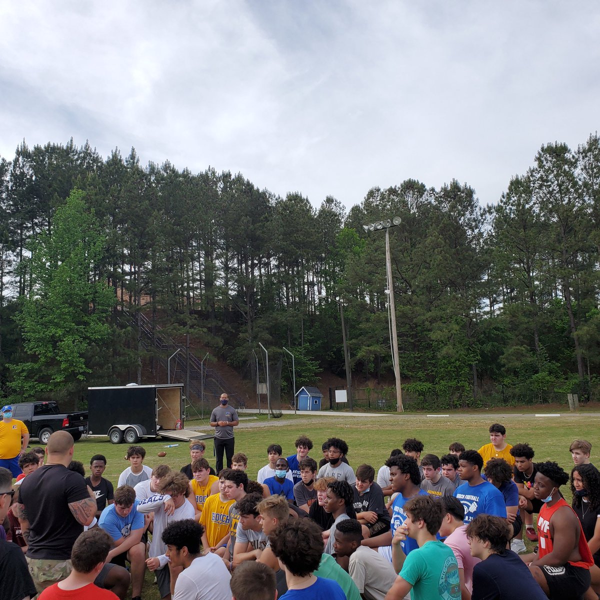 CoachMaloneFB's tweet photo. GHSA Dead Week to-do list: @HoochFootball
-Spend time with your family & friends.
-Be smart, you represent your program, even off the field.
-Recover, Hydrate & Eat.
-Find a way to lift and run.
-BE READY TO GET BACK TO WORK!
@HoochHappenings
#IBelieveinmyKids
#RuleofFive https://t.co/LEFXQP9iHb