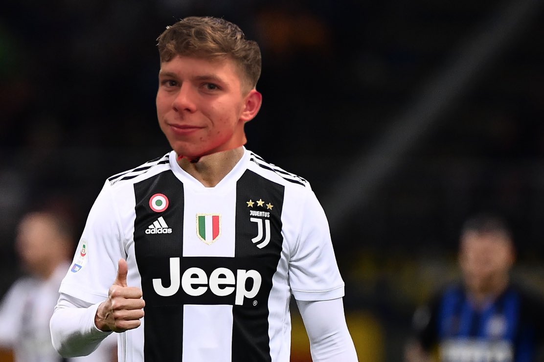 miltonfc_'s tweet photo. 📝 RESIGNING 📝 

After a huge amount of interest from other clubs, Toby Swann has committed to the mighty Milton for the forthcoming season. 

Swanaldo needs no introduction and we are delighted to have him back on board 🙌🏻

#UTFM #Swandogmillionaire 💙⚽️ https://t.co/RzDHT19mEk