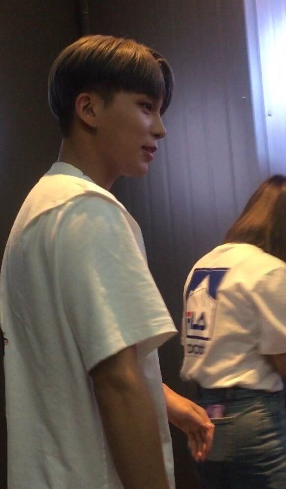 EBOYJONGHO's tweet photo. jongho looks like this in real life, i can’t breathe, the melanin https://t.co/C0o0zZrqOy