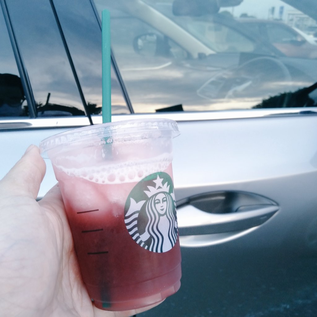 今日飲むスタバ 初夏っぽい味 フローズンピンクレモネード スタバなう スタバカスタマイズ ピンクフローズンレモネードアンドパッションティー 今日飲むスタバ 初夏っぽい味 フローズンピンクレモネード スタバなう スタバカスタマイズ ピンクフローズンレモネードアンドパッションティー