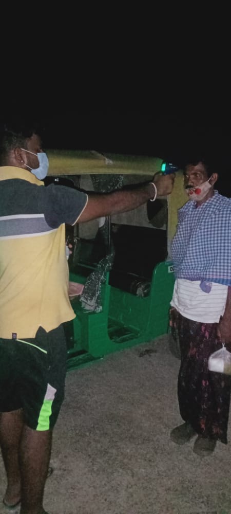 With an aim to make Bhubaneswar #BeggarFree, BMC team mobilized and rescued many homeless beggars from Master Canteen area, Ram Mandira area, Rajmahal area.

They were taken to SUH of BMC where they will stay with other inmates as a family.

#BMCCares