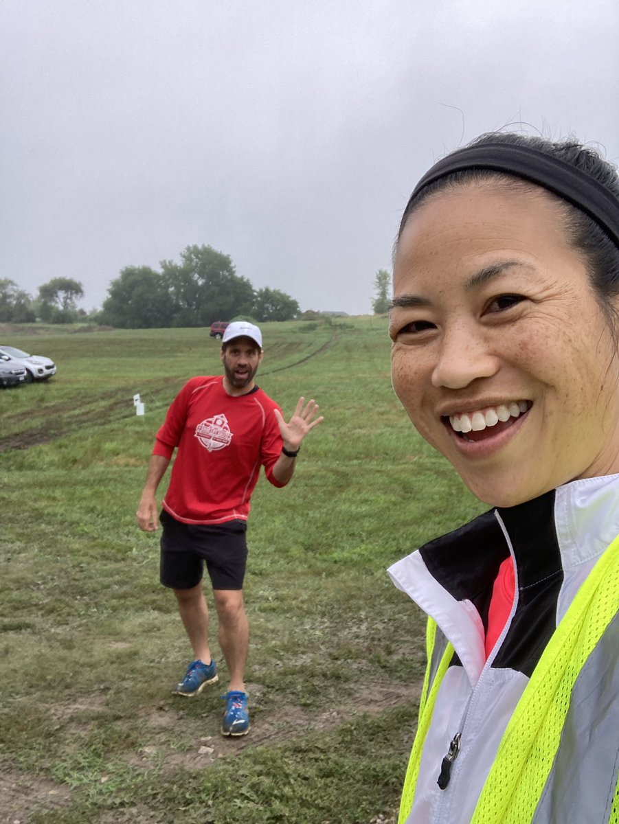 JodyBugsMeUNL's tweet photo. @carljsamuelson look who I met!! I didn’t know @joeschmidt was like platinum #irunwithcarl badge holder. We’re volunteering for #DizzyGoat @irunwithgoatz https://t.co/dsKlOc5FmZ