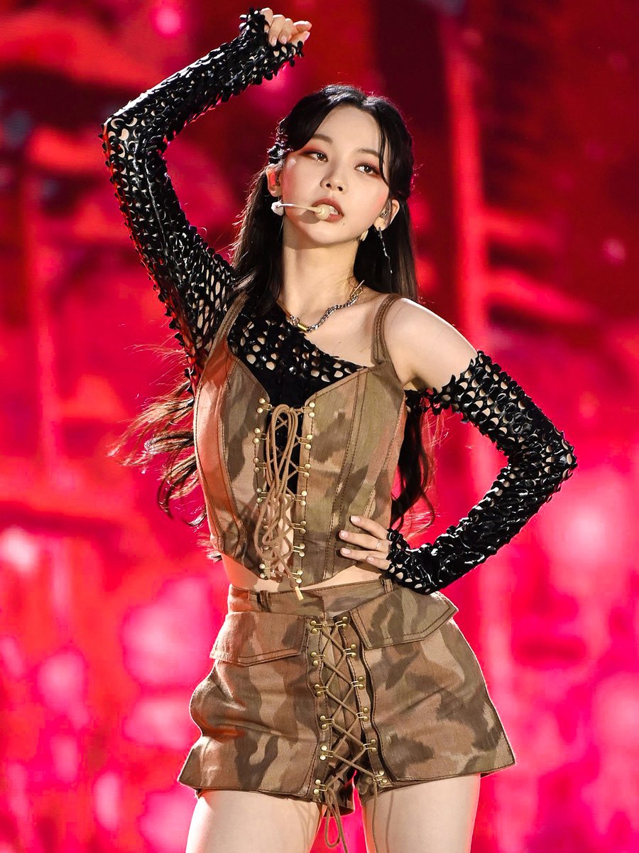 KARINAL00KS's tweet image. 