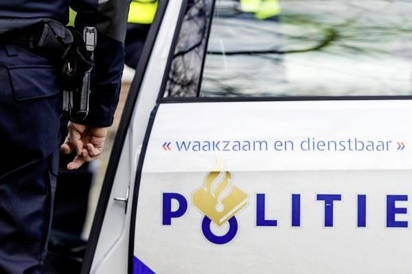 Man met gebroken been naar ziekenhuis na mishandeling in Heiloo..