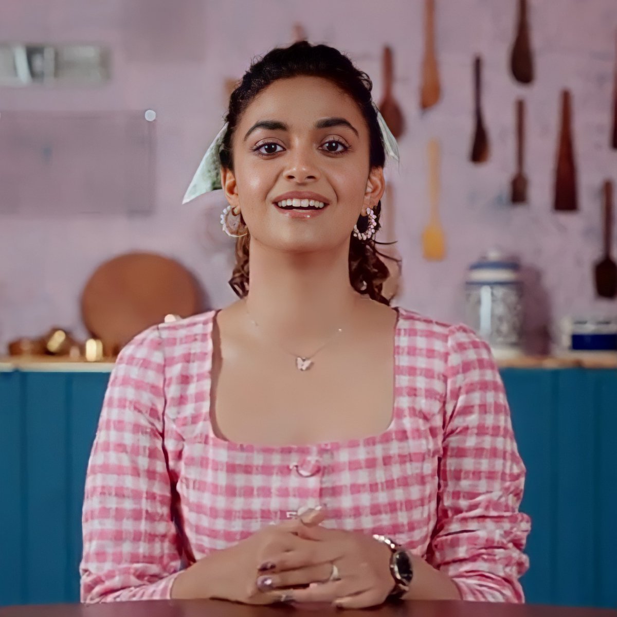ShivaniKeerthy's tweet photo. Here is some pics of Our @KeerthyOfficial bby😘(without WM) - Chief Food Officer at Cookd ❤

See her IGTV video - how cute she is answering to the questions 😜🙈

My cutie pie #KeerthySuresh https://t.co/ap0qIhi7jU