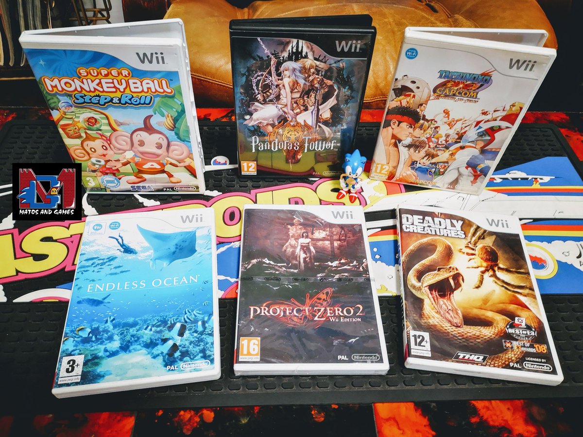 MatosandGames's tweet photo. De bons titres dans ce matos Nintendo Wii, ร noter ce petit Project Zero 2 blistรฉ ๐
#retrogaming #nintendo #wii #endlessocean #pandorastower #tatsunokovscapcom #projectzero2 #deadlycreatures #supermonkeyball #matosandgames https://t.co/GZCU0GhxgN