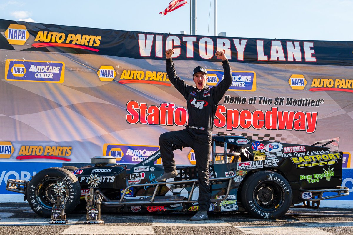 StaffordSpeedwy's tweet photo. Feed the🔥🖐
@M_Christopher82 has won 3️⃣ events paying $5,000 to win in the last 43 days
5/14 - @CBYD811 Open 80 💰
6/12 - Tick Mike All-Star Showdown 💵
6/25 - @NAPAKnowHow SK 5K
📸 Noah Watts
#money #cash #junior #mikejr https://t.co/va8Uly2wOi