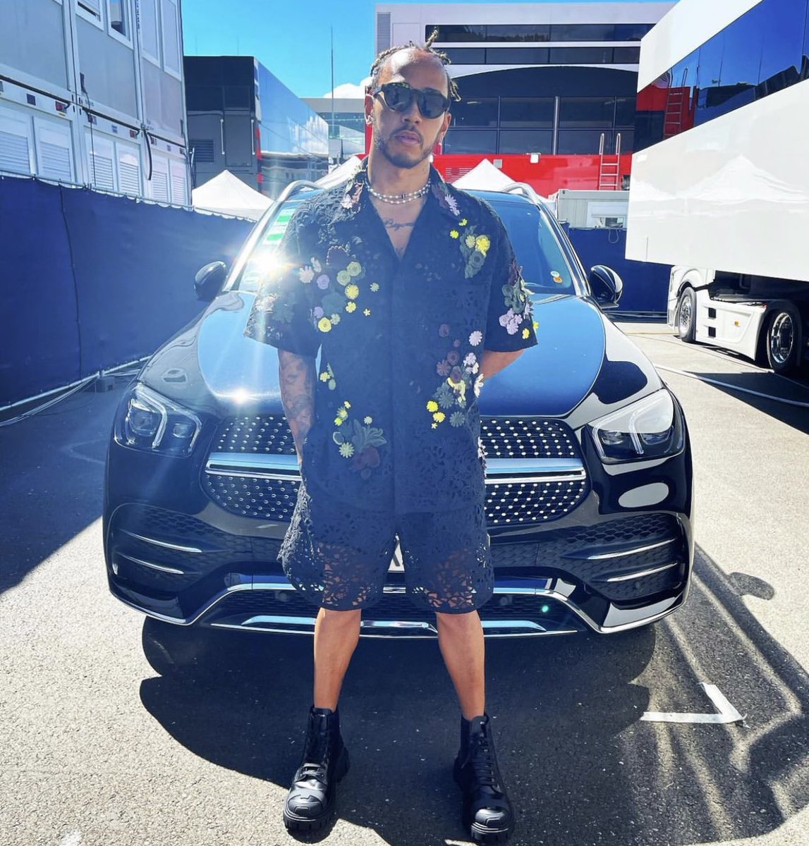 Hamilton lewis twitter Outlet