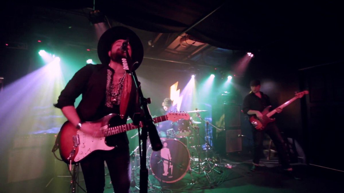 NCRinNA's tweet photo. New Rock Band Covers:

Dustin Douglas &amp; The Electric Gentlemen @MrDustinDouglas cover Stevie Ray Vaughan's @SRVOfficial Couldn't Stand The Weather #CouldntStandTheWeather #DustinDouglas #TheElectricGentlemen #SRV #StevieRayVaughan 

🎧 https://t.co/prTYi1RR8r https://t.co/wPk8PfxiLH