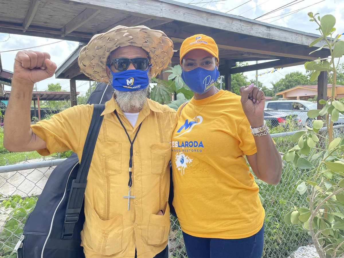 PiaGloverRolle's tweet photo. Itโs always a pleasure to connect with the leader of da woman dem! @RodneyMoncur
Heโs a wonderful person! #ifykyk
#plpalldaway
#PLPalltheway https://t.co/PRRFejYpPa