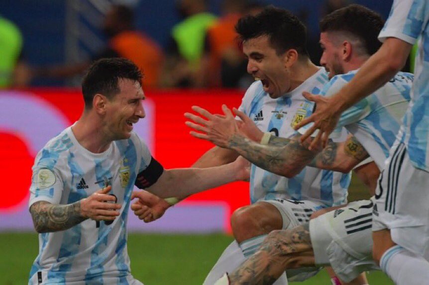 Quedate con los que se ponen más felices por tu felicidad que por la de ellos…