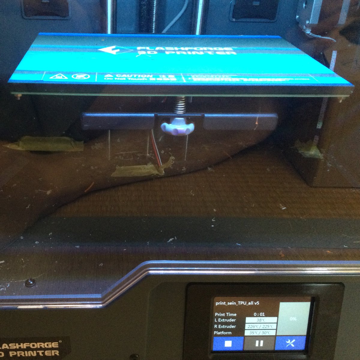 K_numaclow's tweet image. CreatorPro2君ノズル温度が目標値になっても全然プリント始まらないんですけど何故…
#CreatorPro2