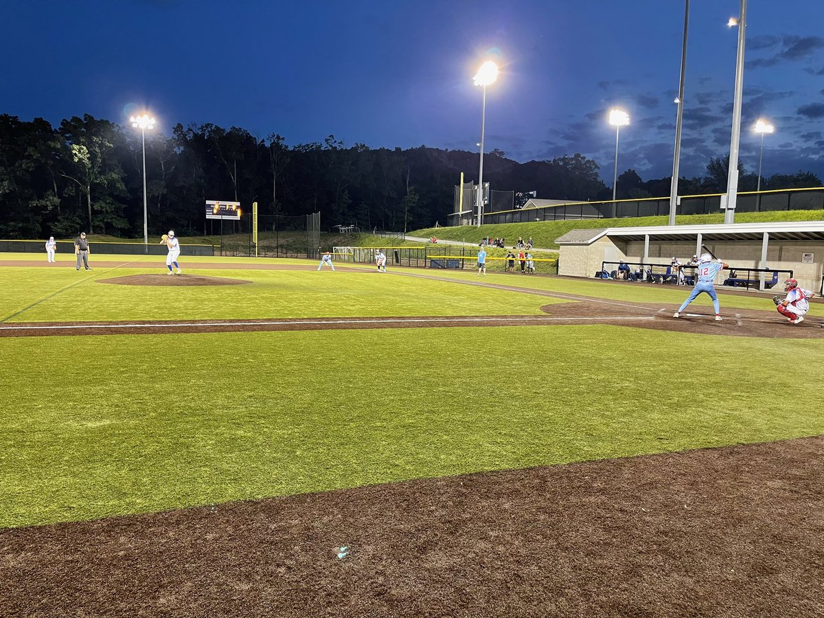 njrisingrebels's tweet image. Night game at the Open! 18u and 16u baseball #bostonopen #prospectselect