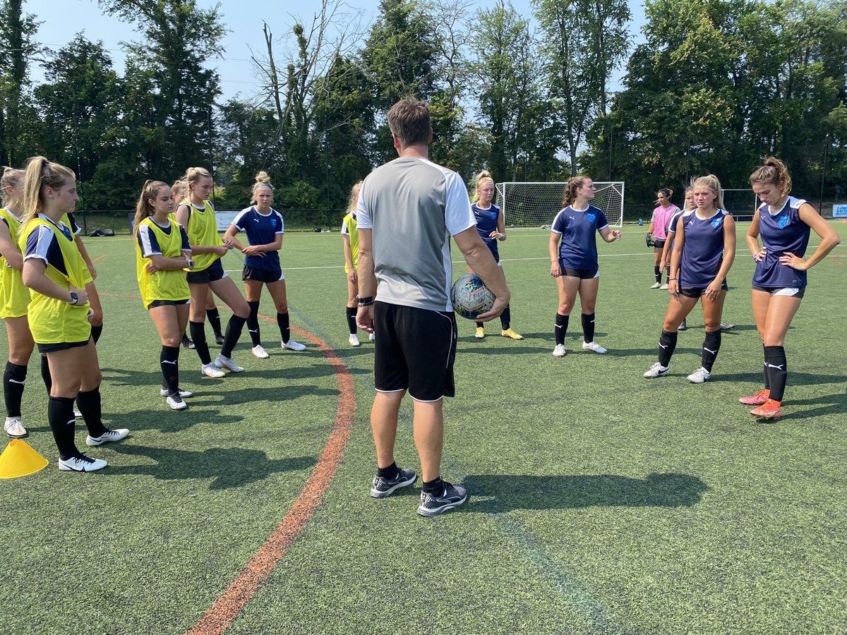 TheStJamesFC's tweet photo. 💪💦Quality training match today for our #GA 04 girls vs a squad with alumni, college, former @NWSL , @USLChampionship men’s, and top youth players.
The girls are preparing for the @GAcademyLeague 🏆National Championships next week in North Carolina.
#TheFutureisFCV #NextstopNC https://t.co/Y8Tf8IkZNY