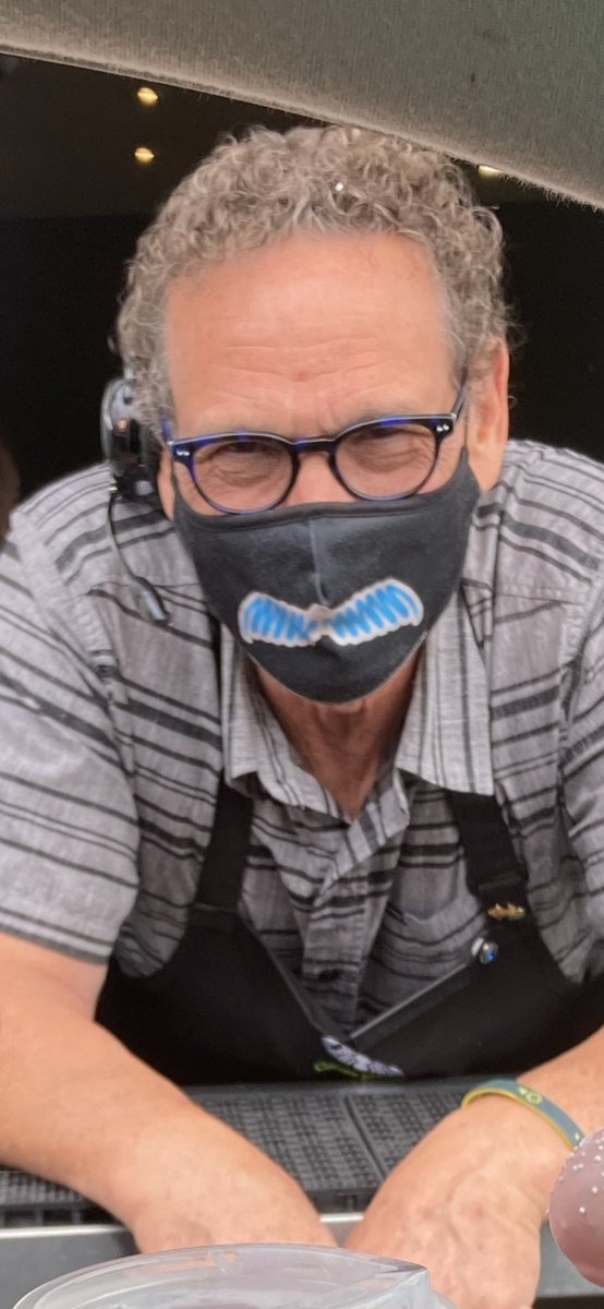 red_gaucho's tweet photo. @MoRunners Will there be a “mask-tasche” in this year’s bling?! https://t.co/OnbaIfmKQO