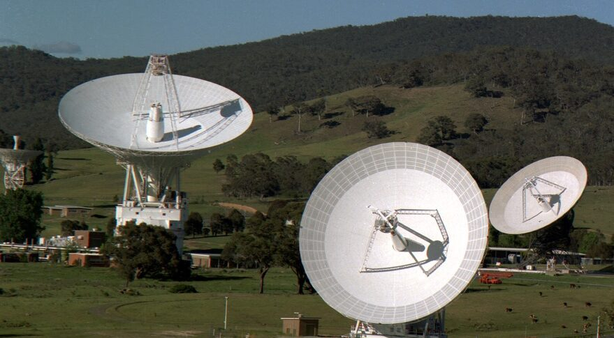 MissionEspacio's tweet photo. Un número creciente de misiones de naves espaciales, así como el programa Artemis de la NASA, están ejerciendo nuevas presiones sobre la Red de Antenas del Espacio Profundo de la agencia que se comunican con ellos
#Space #NASA #communication https://t.co/JjLEAN6IeI