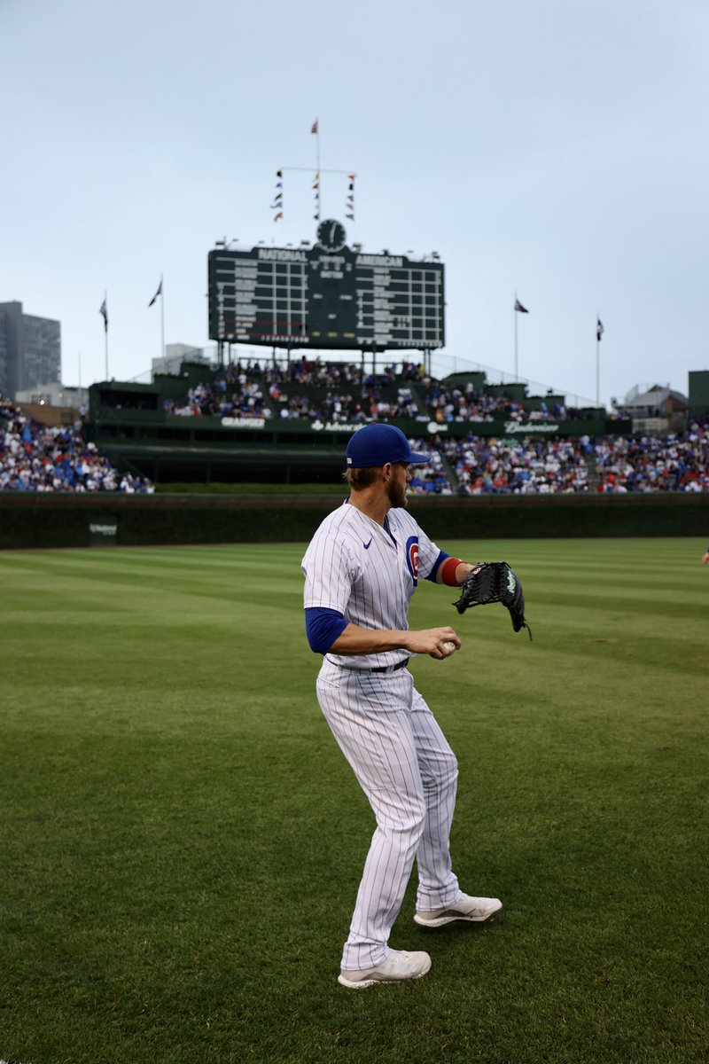 Play ball! 

#CubTogether