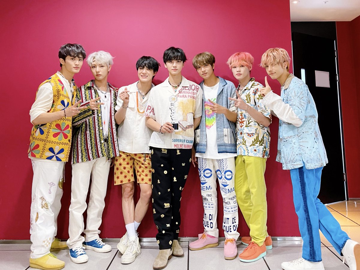 jznoIee's tweet photo. Czennie! We got 1st place on Music core! How great is Czennies power? Thank you so much for always giving us a lot of support, we'll continue to be the NCT DREAM who repays that support, Czennies you worked hard, Czennies are the best. 💚
#HelloFuture3rdWin https://t.co/ULUdsLVwbu