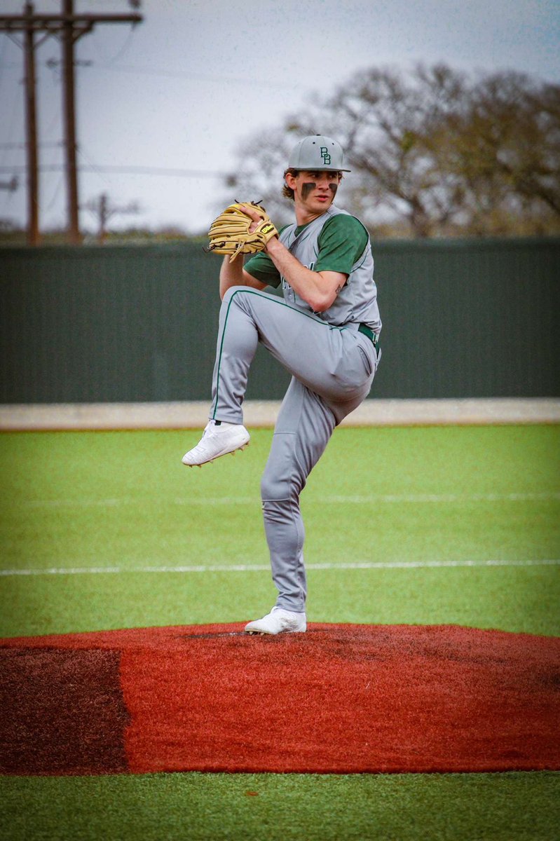 king_bainbridge's tweet photo. Excited to say I will be extending my baseball and academic career at Brookhaven College, thank you to everyone that has been with me along the way..go Bears💛💚 #AGTG https://t.co/GYOcIF7tor