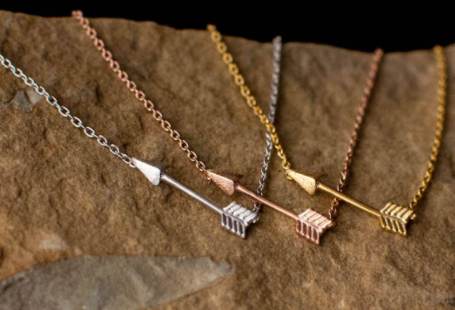 jushshop's tweet photo. The Dainty Arrow Necklace in Silver, Gold and Rose Gold at https://t.co/A70T7XEGRr https://t.co/6sUgBEexaP