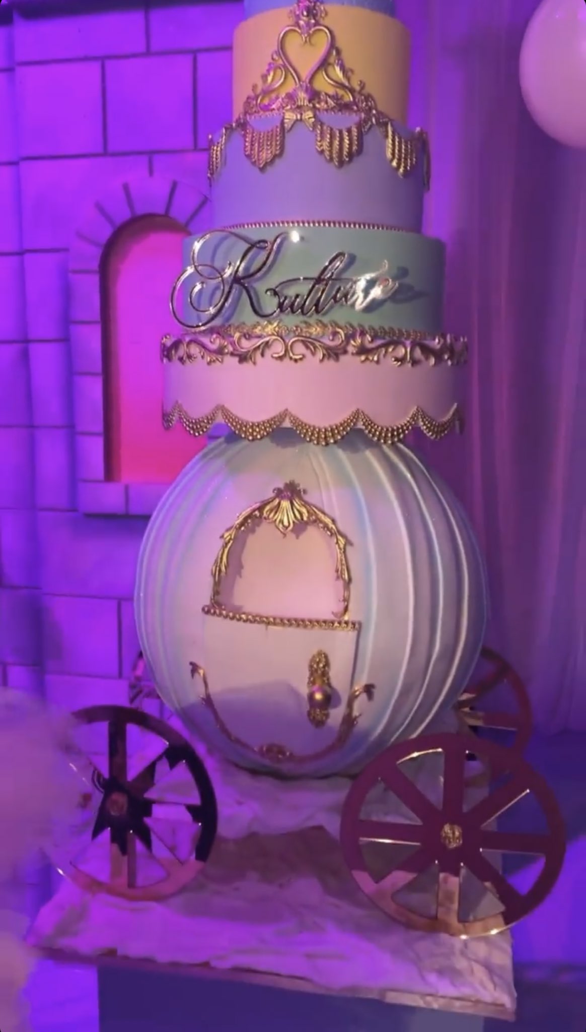 E5-aXP4WYAAh7xo?format=jpg&name=large