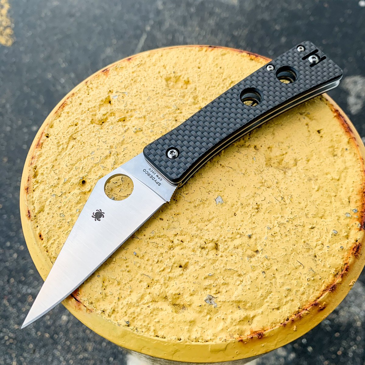 St. Nick's Knives on Twitter "SpydercoSaturday with the