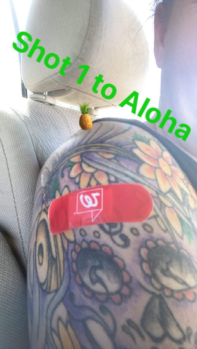 AmyMarieSantee's tweet image. Thanks @Walgreens for making it so easy #Shot1 #COVIDVaccination