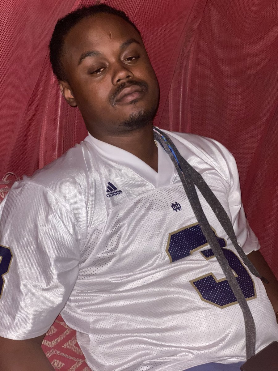 InGodUTrust's tweet image. Not gonna hold you, niggas was off the liquid THC and we was at least 10 backwoods in that day 😂😂😂