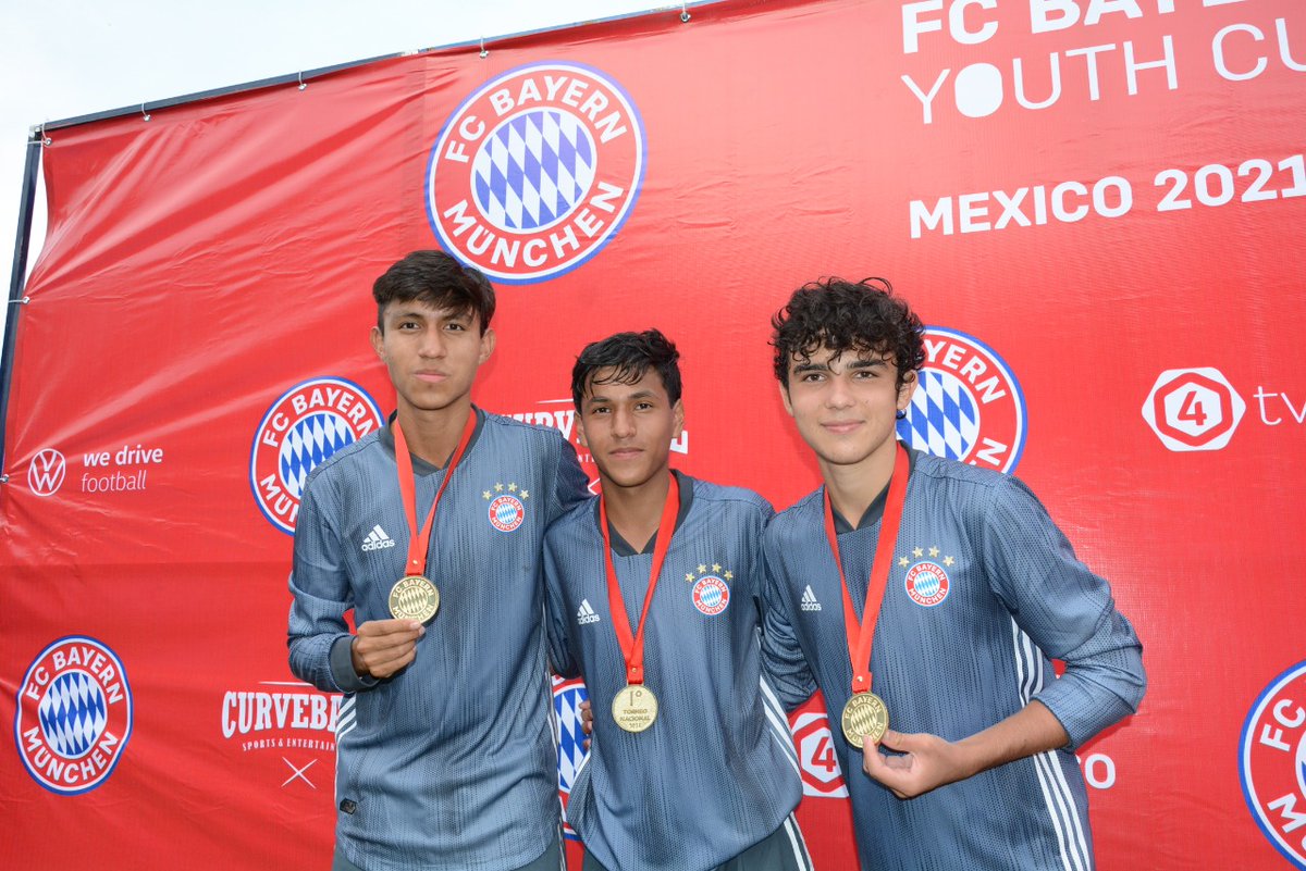 La Selección Celaya consiguió la @FCBayernES @youthcupmexico luego de vencer 3 a 1 en la gran final a Tlajomulco, y  tres de sus jugadores fueron elegidos, junto con otros siete jugadores, para viajar  a Alemania ⚽🏆🇩🇪🇲🇽

#CelayaEsDeTodos
#DeporteEsDeTodos