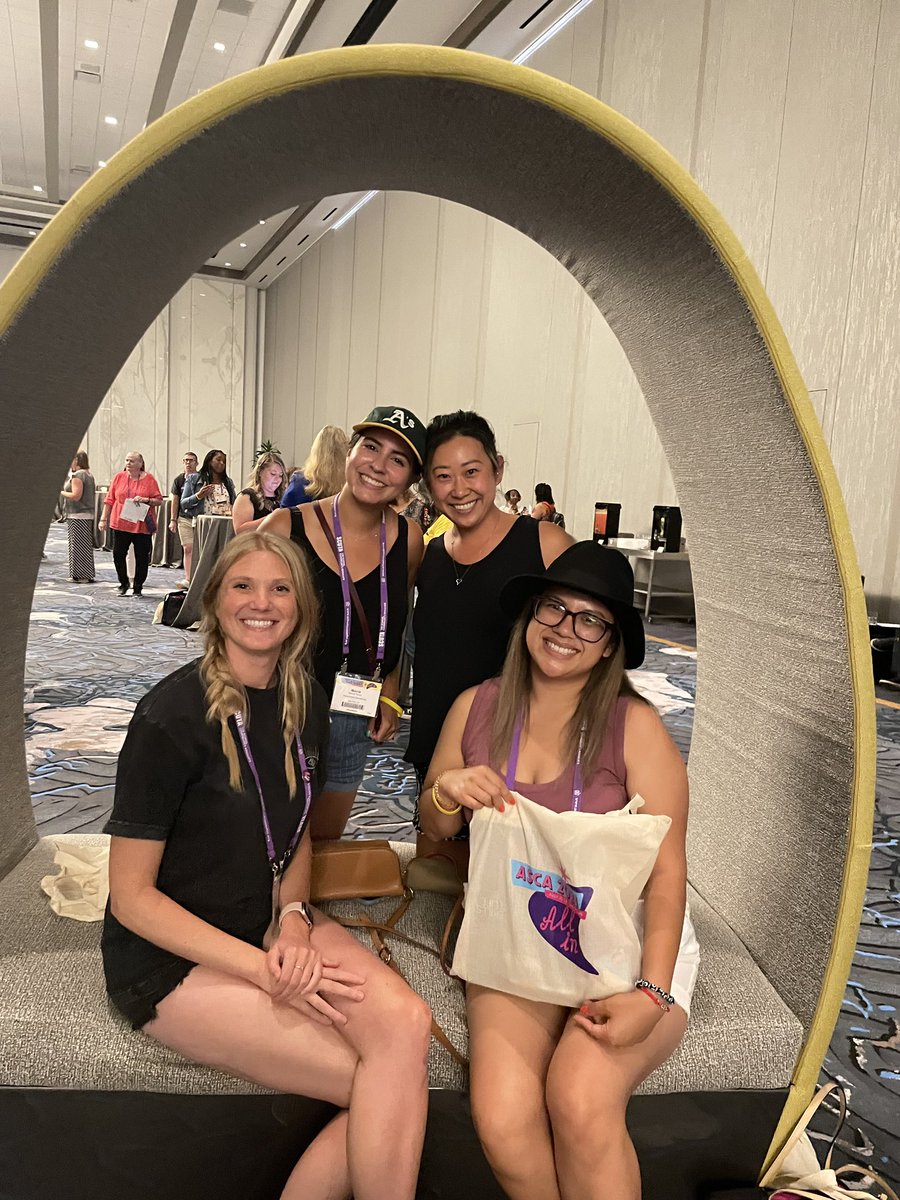<a href="/MtDiabloUSD/">MDUSD</a> counselors representing at the <a href="/ASCAtweets/">ASCA</a> conference!