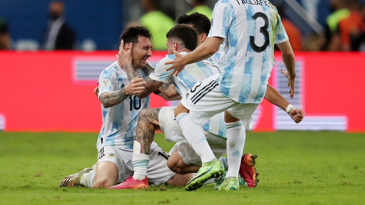 FOXDeportes's tweet photo. Lágrimas de alegría de Lionel Messi. #CopaAmérica https://t.co/j4IfGCGLS1