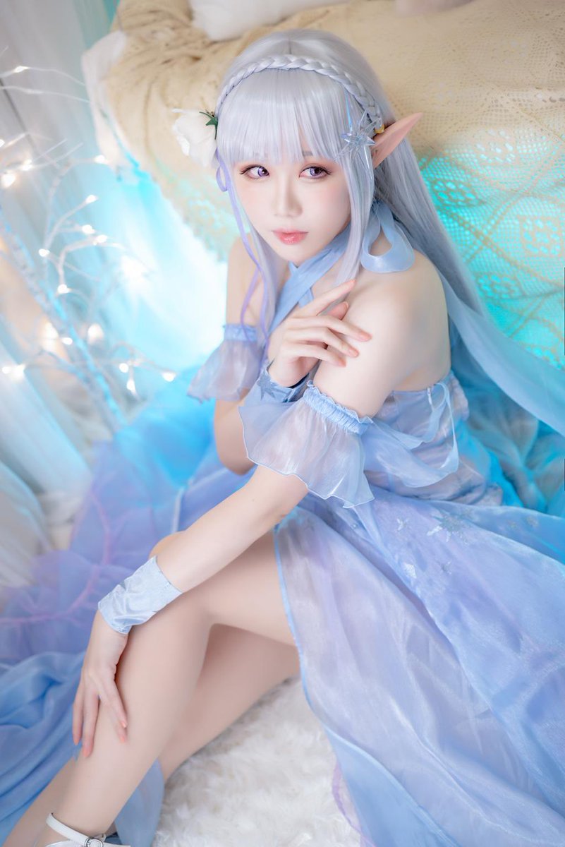 hisuicosplay's tweet photo. 新刊のプレビュー続々登場です❤︎❣️
お楽しみに💕 https://t.co/LlkfXfou3E