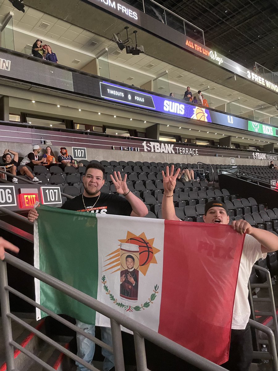 Suns's tweet photo. La Raza in the building! https://t.co/ugKeXsreFd