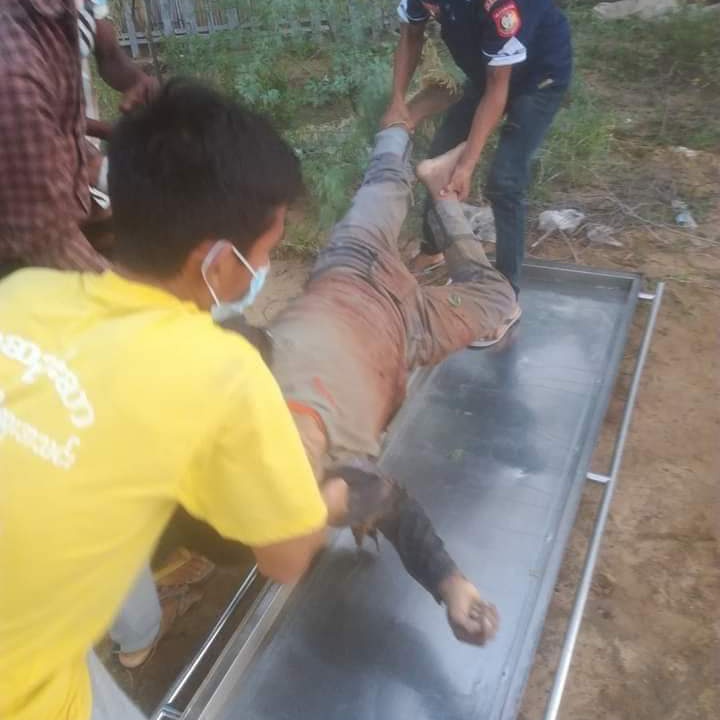 MilkTeaMM_MTAM's tweet photo. TW // Death
At around 8 pm on July 8, Junta terrorists unwarrantedly shot and killed Ko Phyo Hlaing Win, a young man riding a motorcycle, in #Myingyan. He was from Sakha Sha village, west of industrial zone. His body was retrieved by the public on the morning of July 9
#July9Coup https://t.co/PYVHeLZ4E3