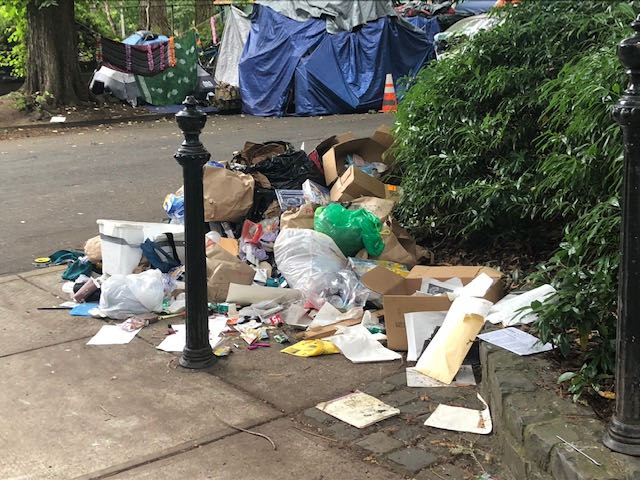 Laurelhurst Park PDX tweet media