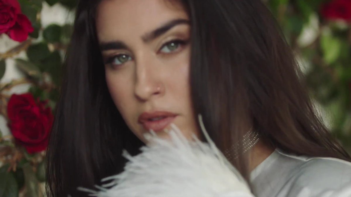 sitelaurenjbr's tweet photo. Afirmo com toda certeza, Lauren Jauregui é a primeira maravilha do mundo! 

WHILE I'M ALIVE OUT NOW https://t.co/hYhAaba5cE