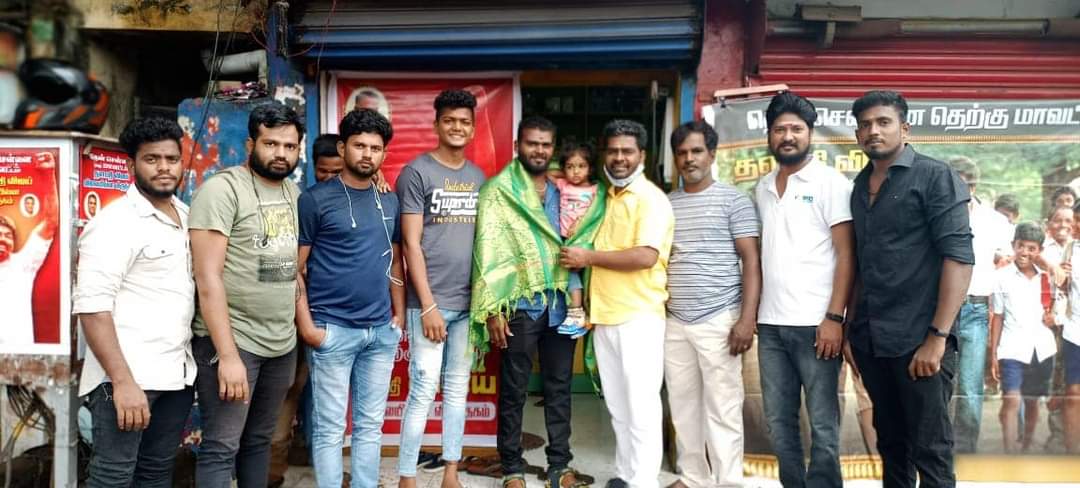 sathishmylai's tweet photo. #இயன்றதை செய்வோம் 
#தளபதி விஜய் அண்ணா வழியில் 

#தென்சென்னை மாவட்டம்
#விலையில்லா_விருந்தகம்

#பாசமிகு அன்புத்தம்பி 
#மயிலை கிச்சா அவர்களின்  
தவப்புதல்வி சியாஸ்ரீ 
செல்லக்குட்டி பிறந்த நாளை முன்னிட்டு
#இன்று 109 நபர்களுக்கு 
#காலை உணவு வழங்கப்பட்டது https://t.co/5Gt35qQsMo