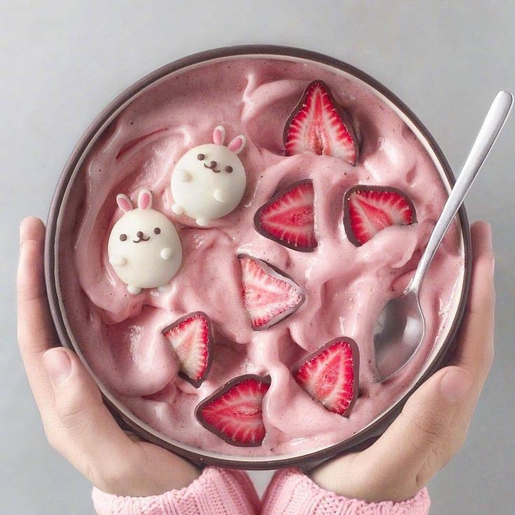 Gforglutony's tweet image. "Also knowing how girly your taste are, here's this."