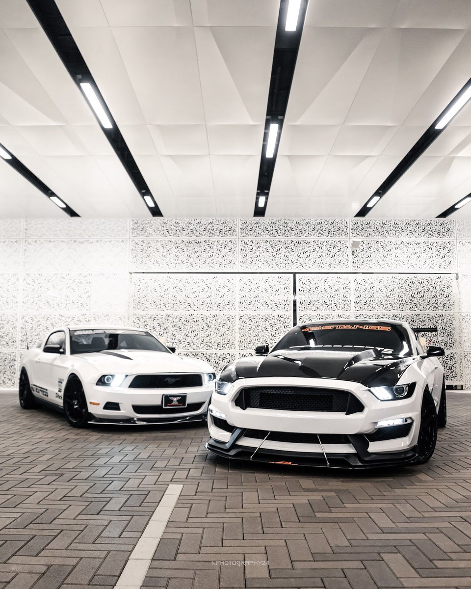 nphotography24's tweet photo. Let’s start a thread of some automotive night shots🌃👇 https://t.co/hHhMIo7dFU