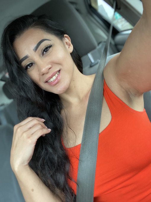 This does not look like the face of a girl who sweated her tits ass and balls off shooting today with<a href="/tag/newprofilepic"class="tags"><span>#newprofilepic</span></a>