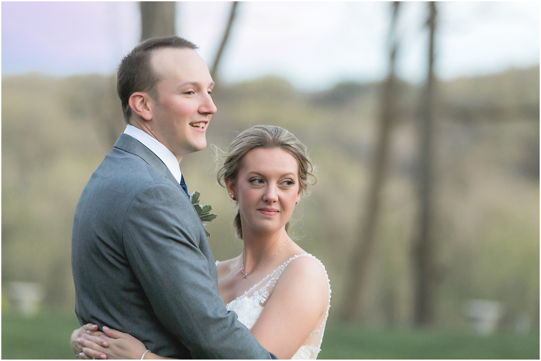 Kara and Chris ❤
.
mbmweddings.com/2021/05/kara-a…
. 
#ConnecticutBride #ConnecticutBrideMagazine #huffpostido #weddingwire #thedailywedding #weddinginspiration #weddingideas  #MrandMrs #realweddings #bridalstyle #massachusettswedd