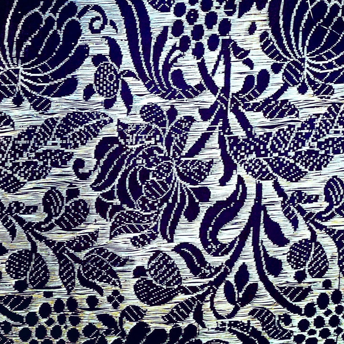 Kutlehar's tweet photo. Ladies Suit. Brocade, Kimkhwab, Hiranya. Early 1900s
#21DaysOfHistoryDuringLockdown
#21DaysOfHistoryDuringLockdownExtended #ClothesOfTheHills #Brocade #SilverWire #Kimkhwab #Hiranya #HiranyaFabric #Kutlehar #HimachalPradesh https://t.co/8OvR2Fxl9X