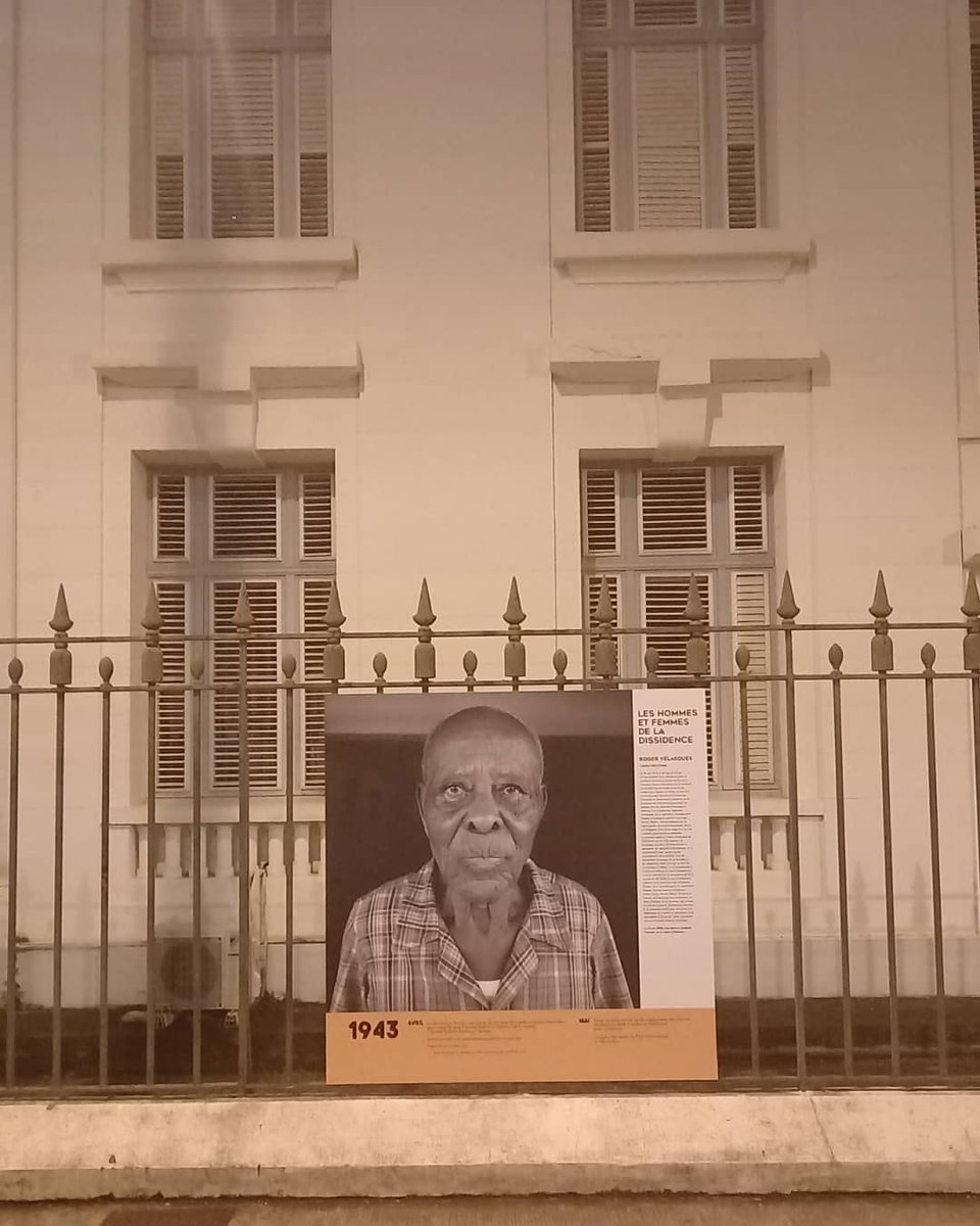 L'exposition "Parcours de combattants" de @sylvaindemange et <a href="/sylviemeslien/">Meslien Sylvie</a> à voir durant les vacances sur les grilles de <a href="/prefet972/">Préfet de la Martinique</a> 
Une collection prévue pour une itinerance éducative et pédagogique dans les écoles et établissements dans le cadre du Plan CULTURE+  <a href="/acmartinique/">Académie de Martinique</a>