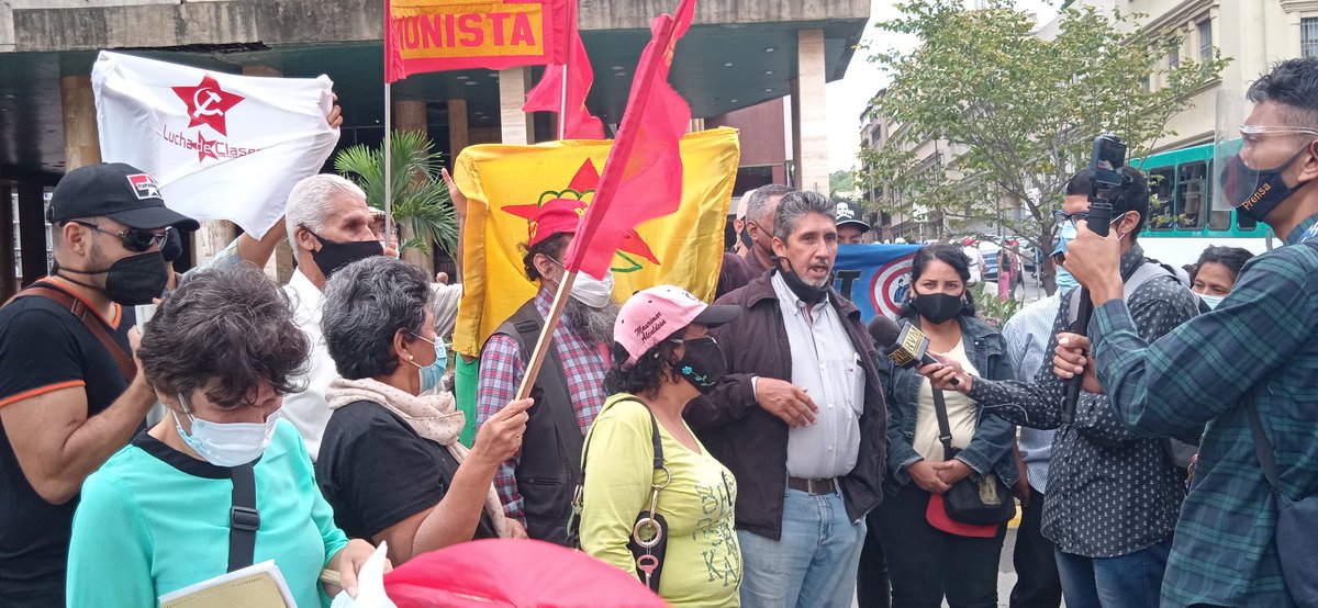 OficialAPRLara's tweet photo. #8Julio poder electoral habilite las tarjetas de izquierdas agrupadas en la APR, y demuestren independencia en sus actuaciones #CNEvetaLaIzquierda 
#NoMásBalas #Jueves @cneesvzla https://t.co/qdqK56ifOb