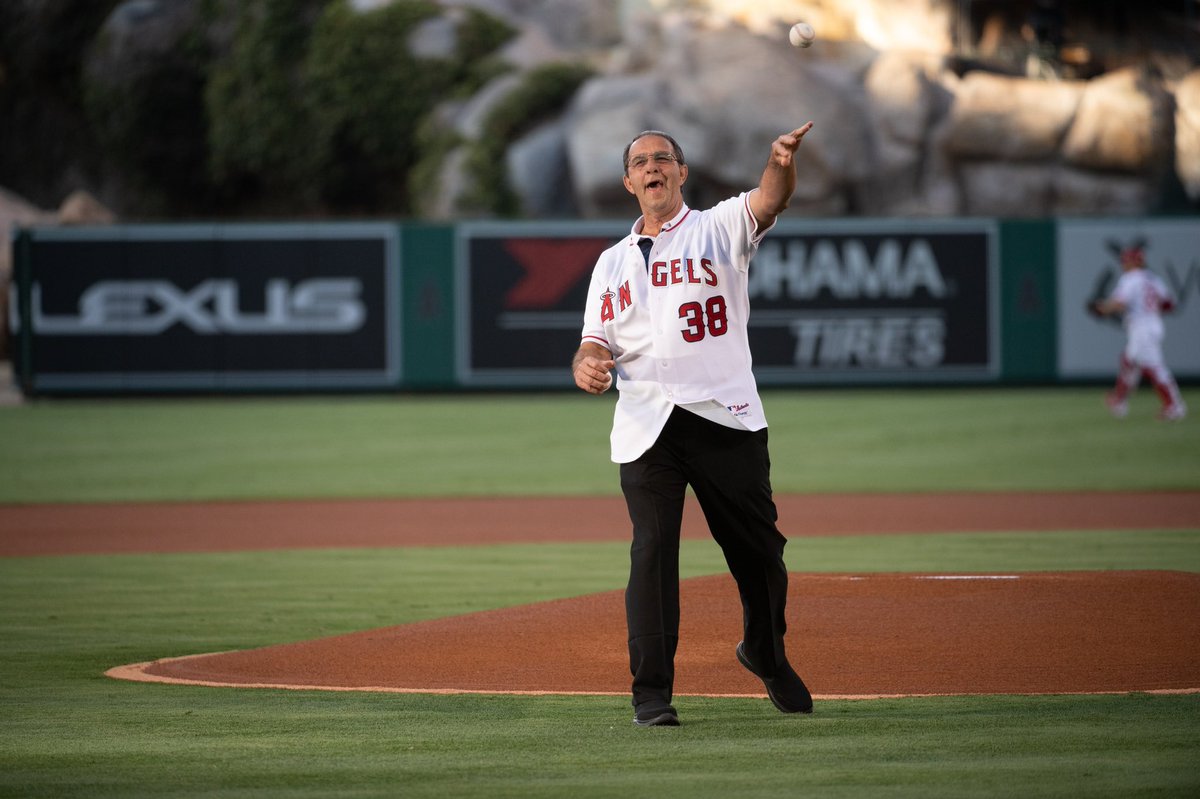 From one 🦅 to another. ⁠⁠
⁠⁠
Carson-Newman Hall of Famer and former MLB All-Star Clyde Wright commemorated the 51st anniversary of a no-hitter by throwing out the first pitch to 10-year MLB pro and <a href="/CNBaseball/">Carson-Newman Baseball</a> alum @srSHREK31 ⁠⁠
⁠⁠
📸 <a href="/Angels/">Los Angeles Angels</a>